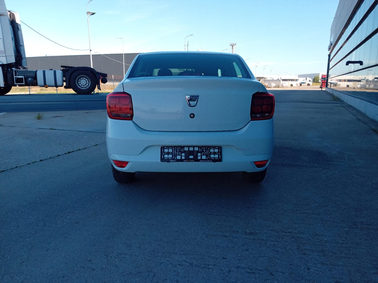 Dacia Logan 1.5 dCi, TOP ! - Sedã: foto 5 Dacia Logan 1.5 dCi, TOP ! - Sedã: foto 5