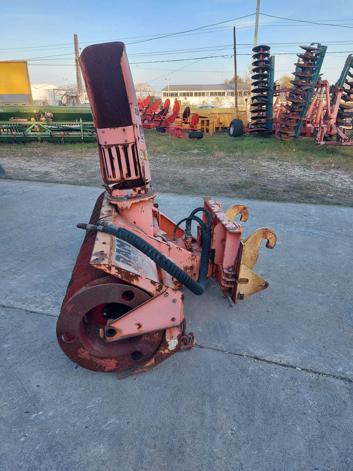 Freza zapada/Snow blower Assaloni pentru Buldoexcavator/Bobcat/Incatcator frontal - Removedor de neve de Máquina de construção: foto 3 Freza zapada/Snow blower Assaloni pentru Buldoexcavator/Bobcat/Incatcator frontal - Removedor de neve de Máquina de construção: foto 3