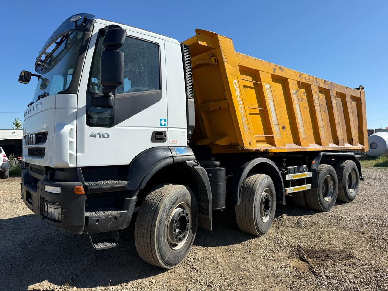 IVECO TRAKKER TIPPER - Caminhão basculante: foto 2 IVECO TRAKKER TIPPER - Caminhão basculante: foto 2