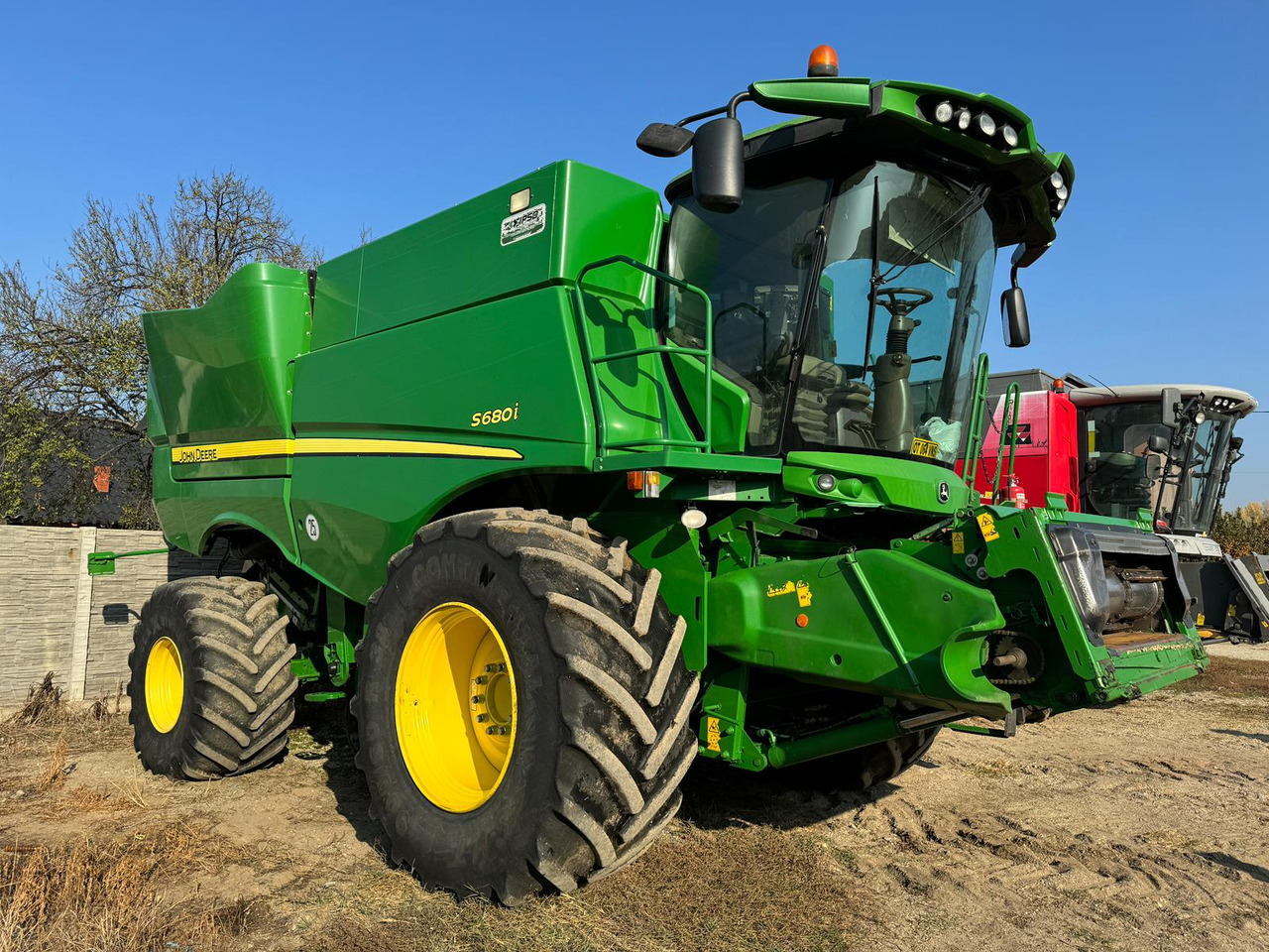 John Deere S680i combine + 635X Header + Zurn trailer - Ceifeira debulhadora: foto 1 John Deere S680i combine + 635X Header + Zurn trailer - Ceifeira debulhadora: foto 1