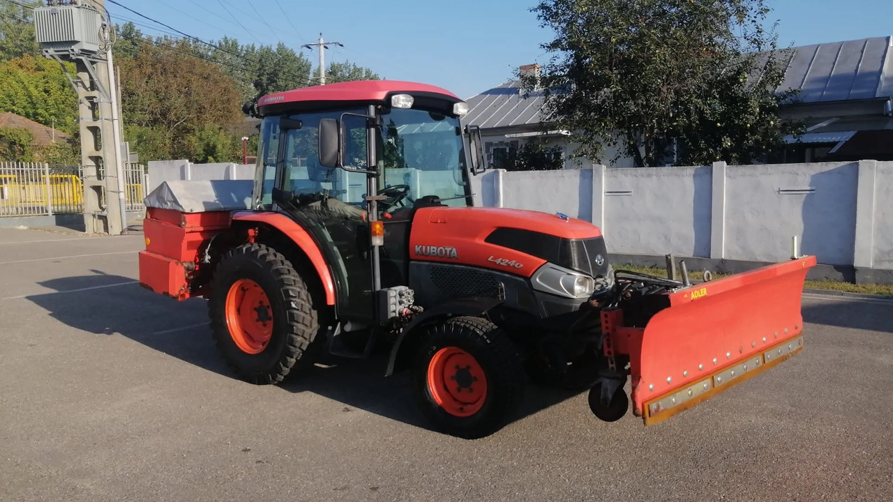 KUBOTA L4240 Narrow spaces tractor/vineyard/fruit tree/communal, TOP ! - Trator: foto 1 KUBOTA L4240 Narrow spaces tractor/vineyard/fruit tree/communal, TOP ! - Trator: foto 1