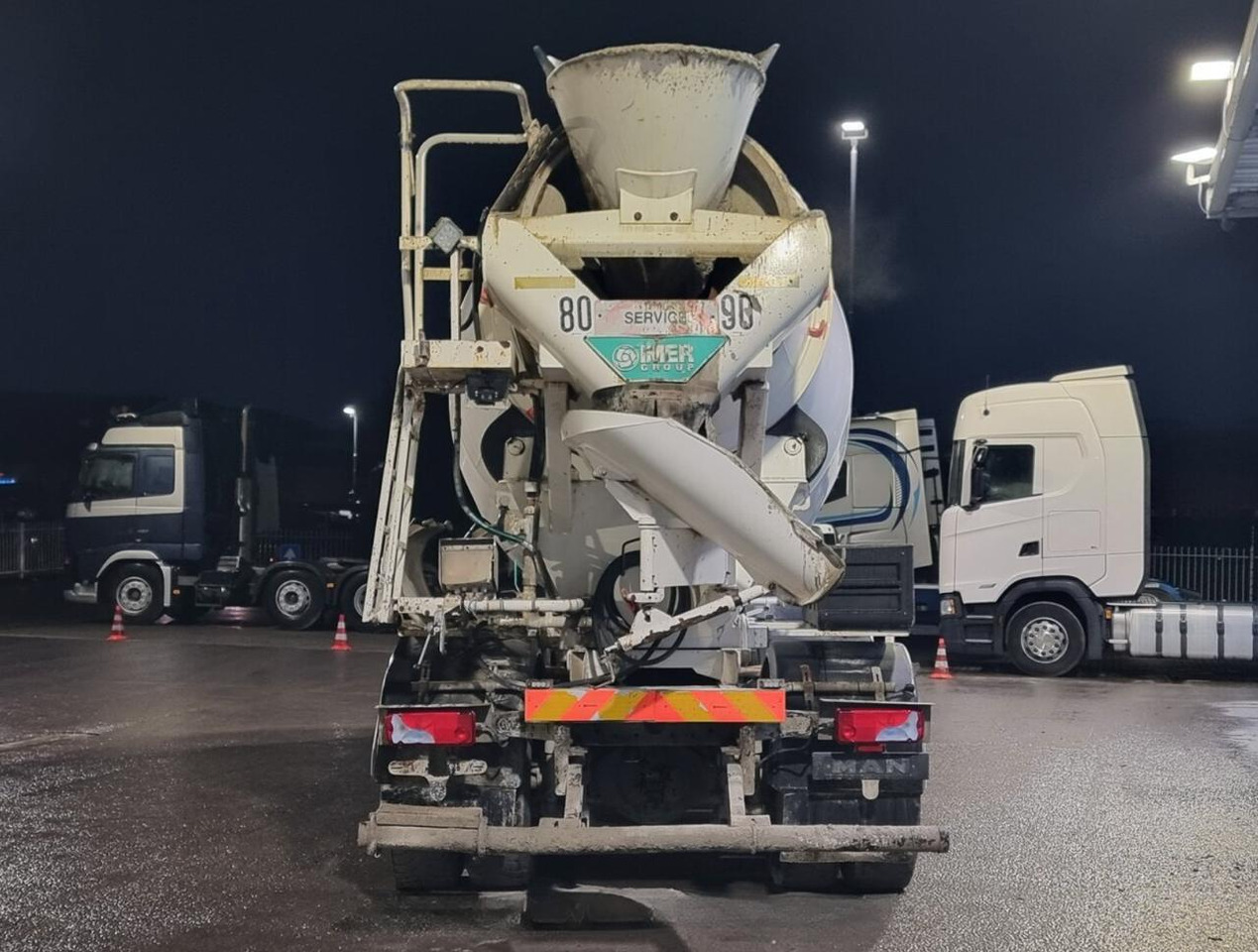 MAN TGS 32.360 8×4 Beton Mixer 9m3 - Caminhão betoneira: foto 5 MAN TGS 32.360 8×4 Beton Mixer 9m3 - Caminhão betoneira: foto 5