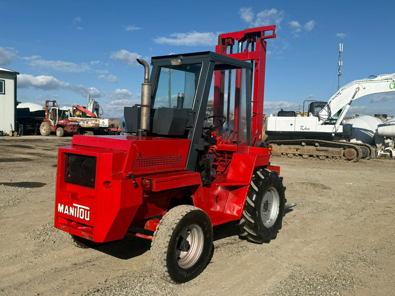 MANITOU MG25 STACKER - Empilhadeira a diesel: foto 1 MANITOU MG25 STACKER - Empilhadeira a diesel: foto 1