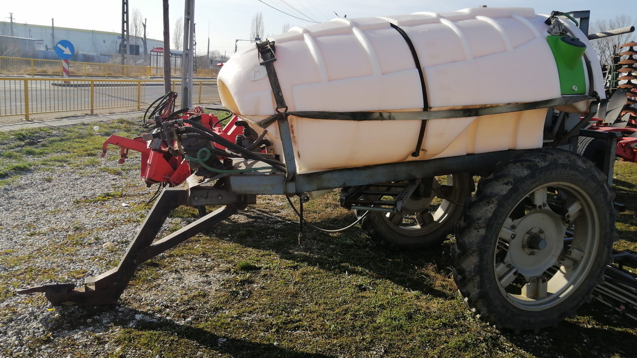 MET Wirax Sprayer 2000 - Pulverizador de arrastar: foto 5 MET Wirax Sprayer 2000 - Pulverizador de arrastar: foto 5