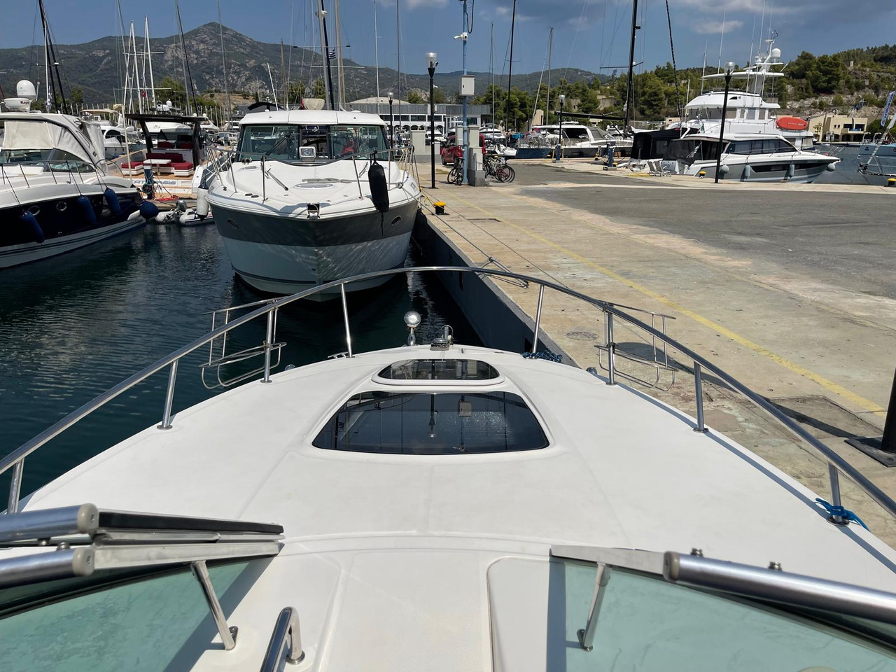 Sea Ray 285 Sundancer, TOP !!! - Máquina de outro: foto 4 Sea Ray 285 Sundancer, TOP !!! - Máquina de outro: foto 4