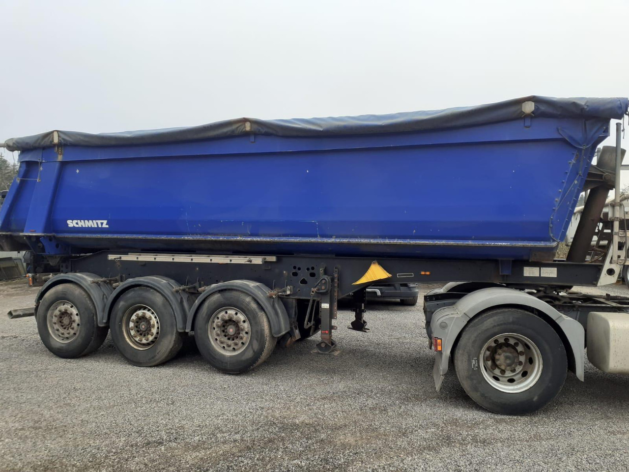 SCHMITZ-GOTHA SKI 24 Tipper Semi-trailer - Semireboque basculante: foto 2 SCHMITZ-GOTHA SKI 24 Tipper Semi-trailer - Semireboque basculante: foto 2