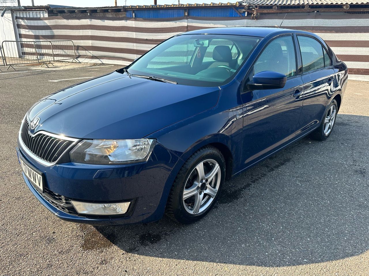 SKODA RAPID - Sedã: foto 1 SKODA RAPID - Sedã: foto 1