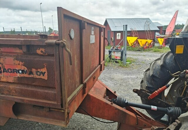 Belarus Kuivalannan levitysvaunu - VIDEO - Espalhador de estrume: foto 5 Belarus Kuivalannan levitysvaunu - VIDEO - Espalhador de estrume: foto 5