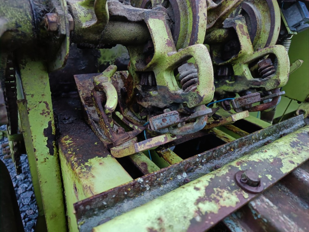 CLAAS Markant 50 sitoja - Enfardadeira de fardos quadrados: foto 5 CLAAS Markant 50 sitoja - Enfardadeira de fardos quadrados: foto 5