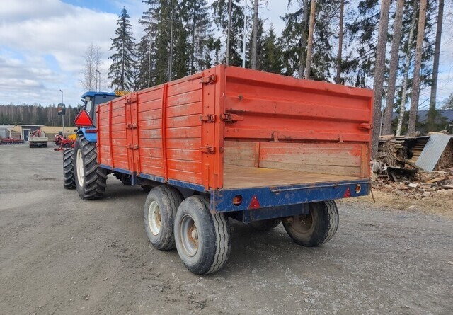 Eka Taso telikippikärry, katso video - Reboque basculante agrícola: foto 3 Eka Taso telikippikärry, katso video - Reboque basculante agrícola: foto 3