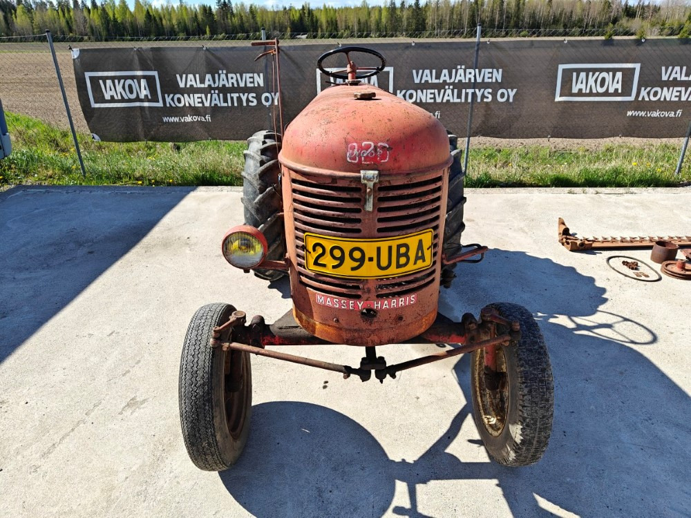 Massey Harris 820D harvinainen 2-sylinterinen diesel, katso video! - Trator: foto 3 Massey Harris 820D harvinainen 2-sylinterinen diesel, katso video! - Trator: foto 3