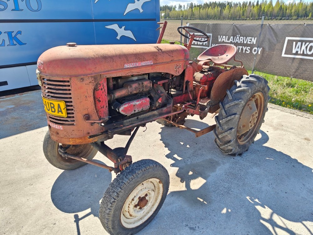 Massey Harris 820D harvinainen 2-sylinterinen diesel, katso video! - Trator: foto 2 Massey Harris 820D harvinainen 2-sylinterinen diesel, katso video! - Trator: foto 2