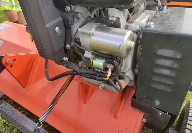 Triturador de martelos Tarmo ATV120 kesantomurskain - VIDEO: foto 8 Triturador de martelos Tarmo ATV120 kesantomurskain - VIDEO: foto 8