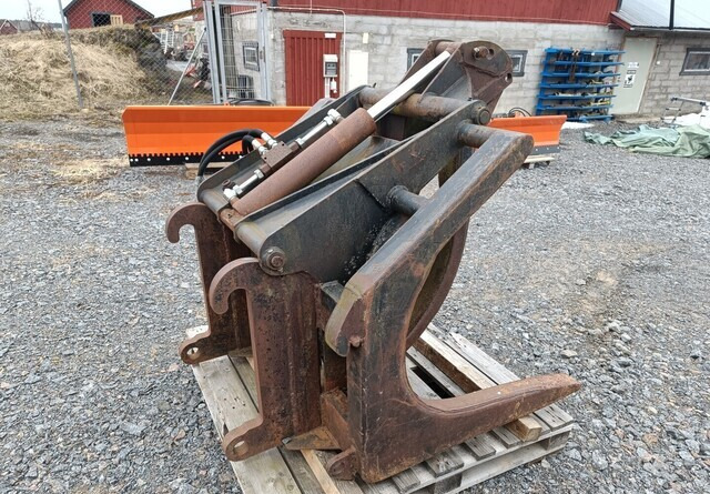 Tukkikoura järeä, CAT kurottajan sovitteella - Garra de Equipamento florestal: foto 5 Tukkikoura järeä, CAT kurottajan sovitteella - Garra de Equipamento florestal: foto 5