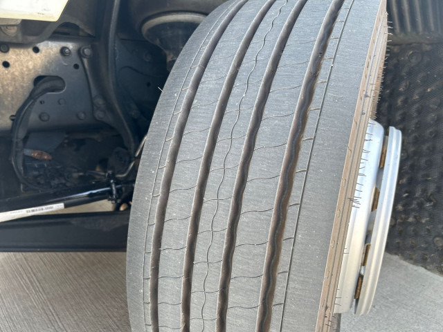 MAN TGX 18.470 4x2 LL SA - Tractor: foto 2 MAN TGX 18.470 4x2 LL SA - Tractor: foto 2