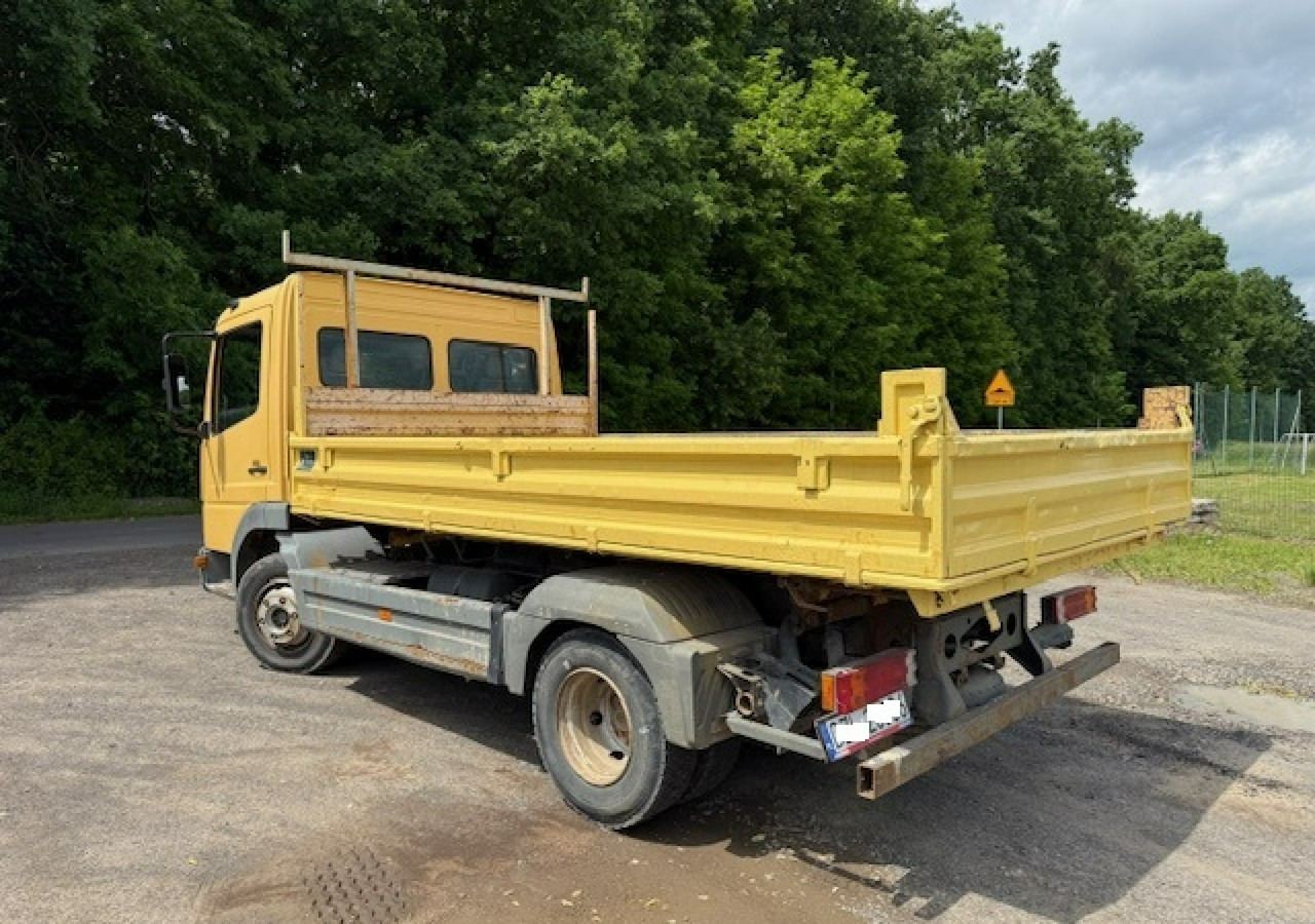 Mercedes-Benz Atego 3 stronna wywrotka * mały przebieg* - Caminhão basculante: foto 2 Mercedes-Benz Atego 3 stronna wywrotka * mały przebieg* - Caminhão basculante: foto 2