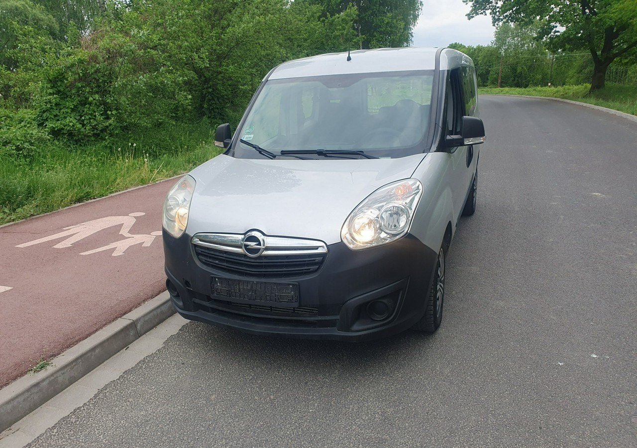 Opel Combo long*combo *doblo* krajówka *fv vat 23%* - Automóvel: foto 2 Opel Combo long*combo *doblo* krajówka *fv vat 23%* - Automóvel: foto 2