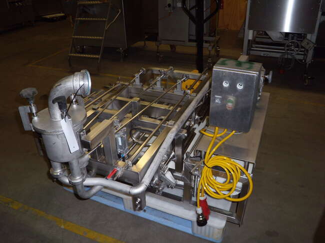 Forming machine for meatrolls - Equipamento de processamento de alimentos: foto 1 Forming machine for meatrolls - Equipamento de processamento de alimentos: foto 1