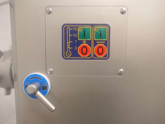 Equipamento de processamento de alimentos nuevo Freund / Ifooma cooled grinder TGR103: foto 8