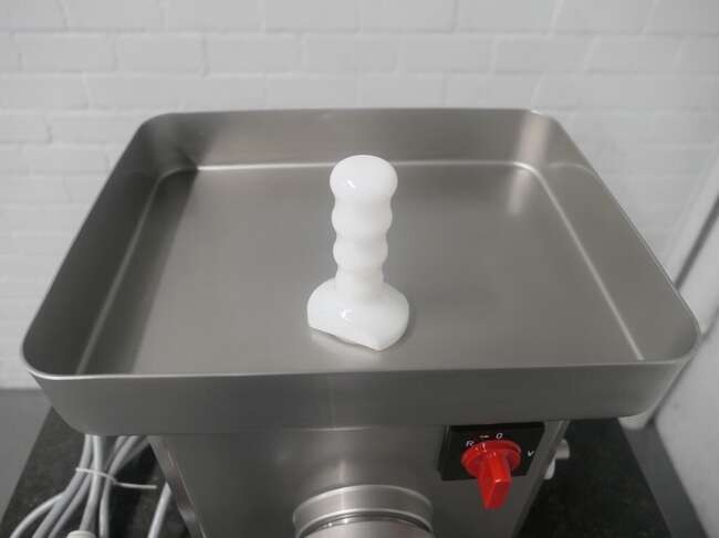 Freund / Ifooma grinder TG101 - Equipamento de processamento de alimentos: foto 5 Freund / Ifooma grinder TG101 - Equipamento de processamento de alimentos: foto 5