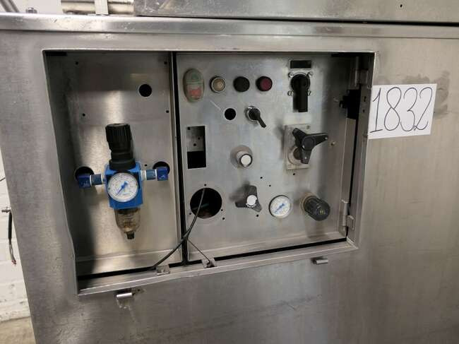 GEA/Koppens forming machine VM400/30 - Equipamento de processamento de alimentos: foto 5 GEA/Koppens forming machine VM400/30 - Equipamento de processamento de alimentos: foto 5
