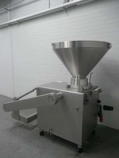 Rex vacuum filler RVF736 - Equipamento de processamento de alimentos: foto 4 Rex vacuum filler RVF736 - Equipamento de processamento de alimentos: foto 4