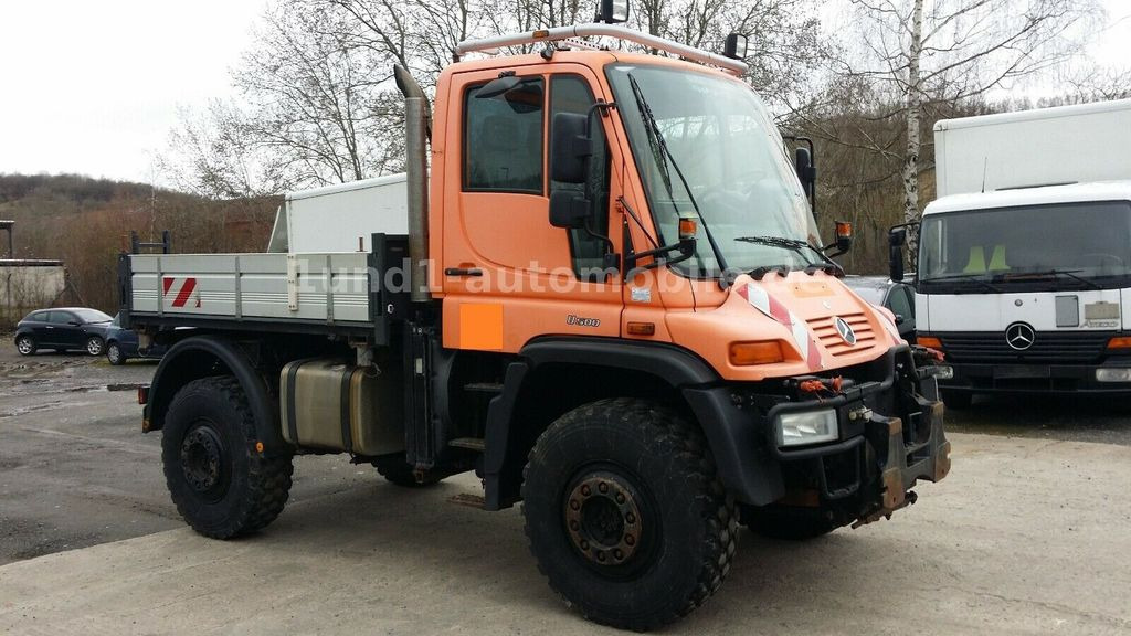 Mercedes-Benz Unimog U 500 Kipper Kommunalhydraulik U 300 400 U 500 Kipper Kommunalhydraulik U 300 400 - Veículo municipal/ Especial: foto 3 Mercedes-Benz Unimog U 500 Kipper Kommunalhydraulik U 300 400 U 500 Kipper Kommunalhydraulik U 300 400 - Veículo municipal/ Especial: foto 3