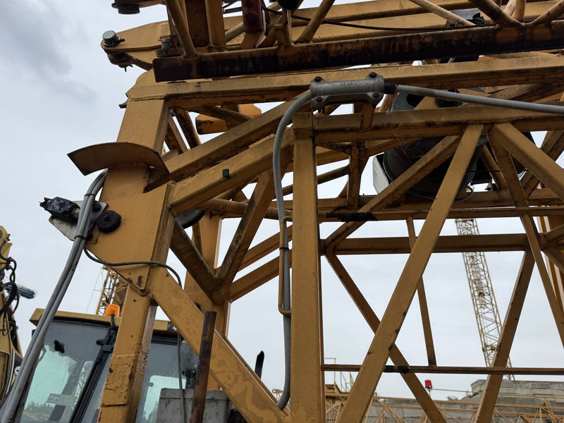 Liebherr 42K.1, 2008 yom - some Works needed - Guindaste de torre: foto 4 Liebherr 42K.1, 2008 yom - some Works needed - Guindaste de torre: foto 4