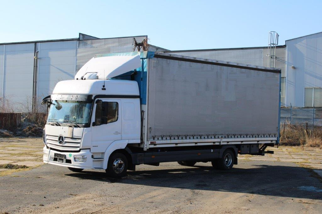 Mercedes-Benz Atego 1223 - Caminhão com lona: foto 4 Mercedes-Benz Atego 1223 - Caminhão com lona: foto 4