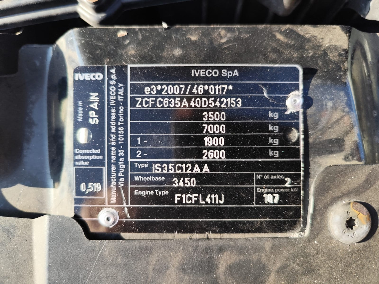 IVECO DAILY 35C15 - Caminhão grua, Furgão basculante: foto 2 IVECO DAILY 35C15 - Caminhão grua, Furgão basculante: foto 2