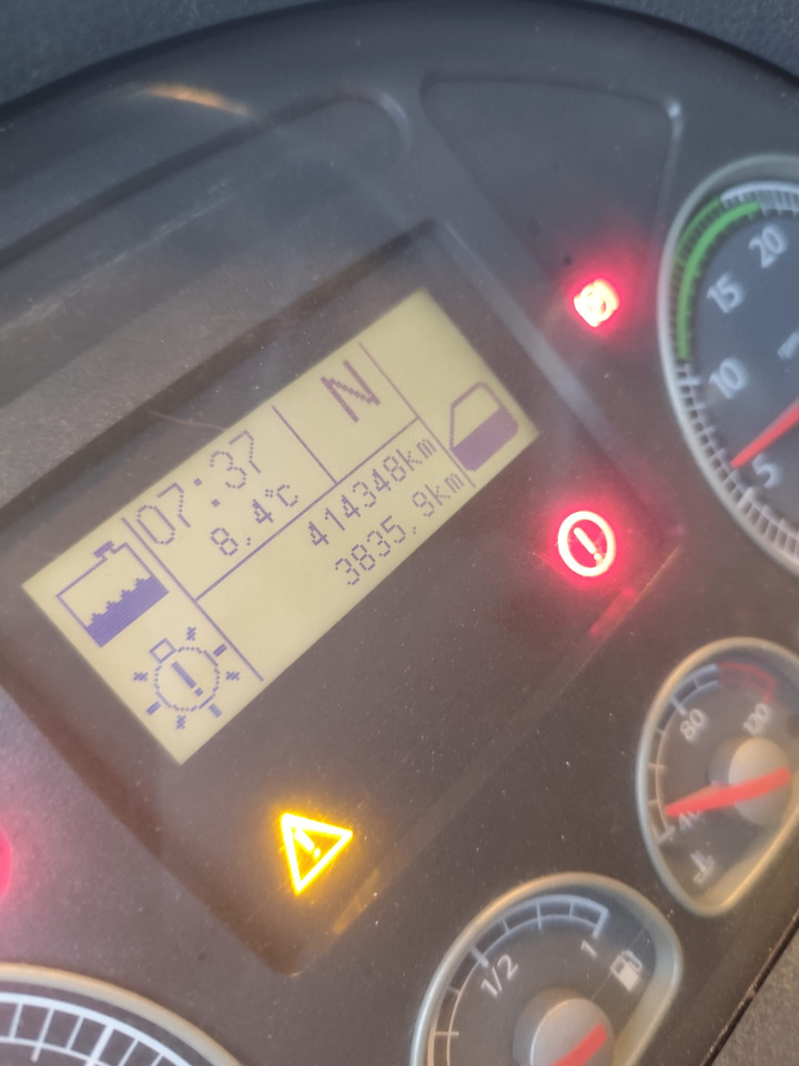 Caminhão grua IVECO EUROCARGO 120E28P: foto 26