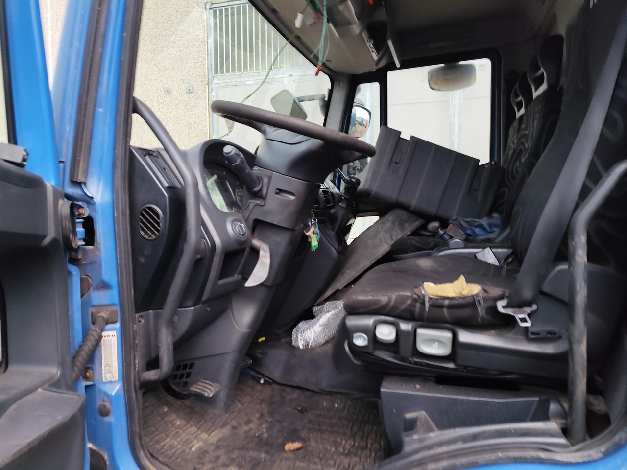 IVECO EUROCARGO 190EL28 - Caminhão chassi: foto 4 IVECO EUROCARGO 190EL28 - Caminhão chassi: foto 4