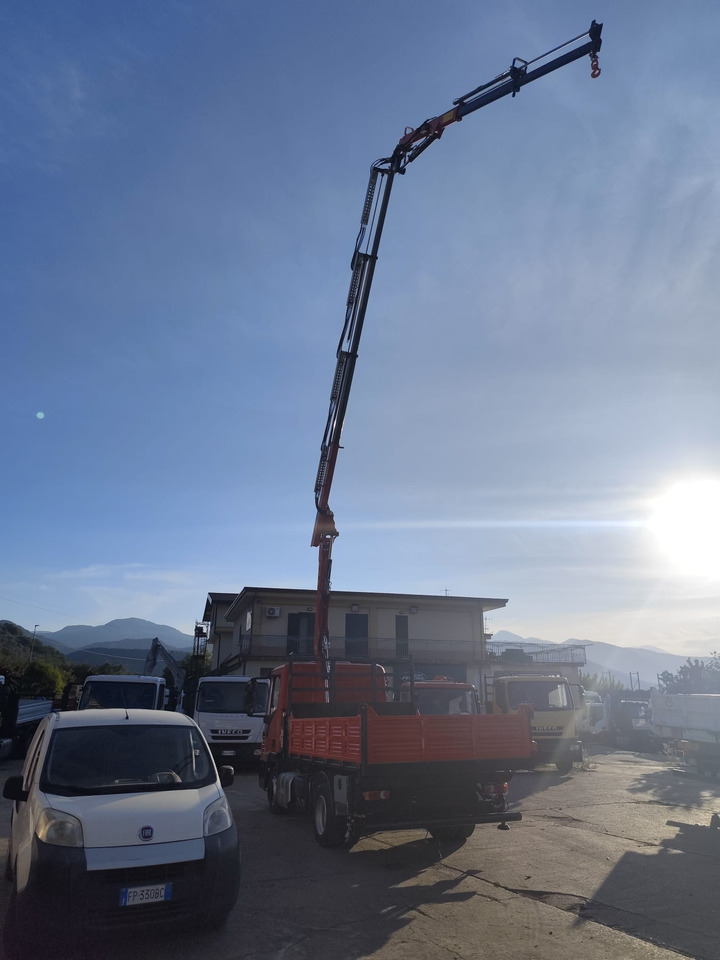 IVECO EUROCARGO 80-190 - Caminhão grua, Caminhão basculante: foto 5 IVECO EUROCARGO 80-190 - Caminhão grua, Caminhão basculante: foto 5