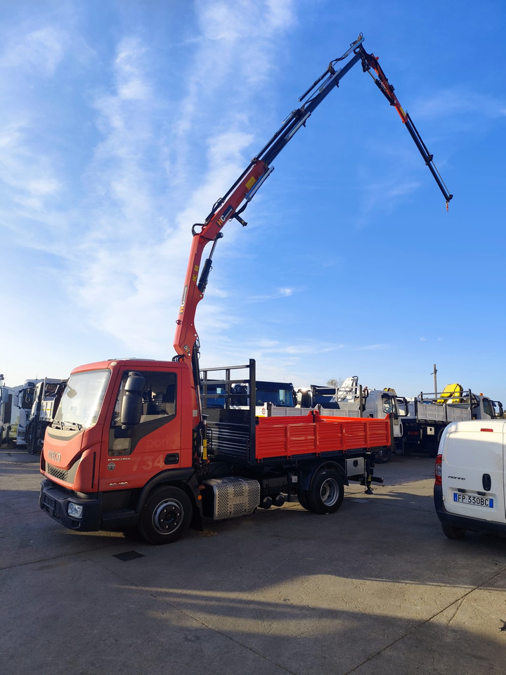 IVECO EUROCARGO 80-190 - Caminhão grua, Caminhão basculante: foto 4 IVECO EUROCARGO 80-190 - Caminhão grua, Caminhão basculante: foto 4