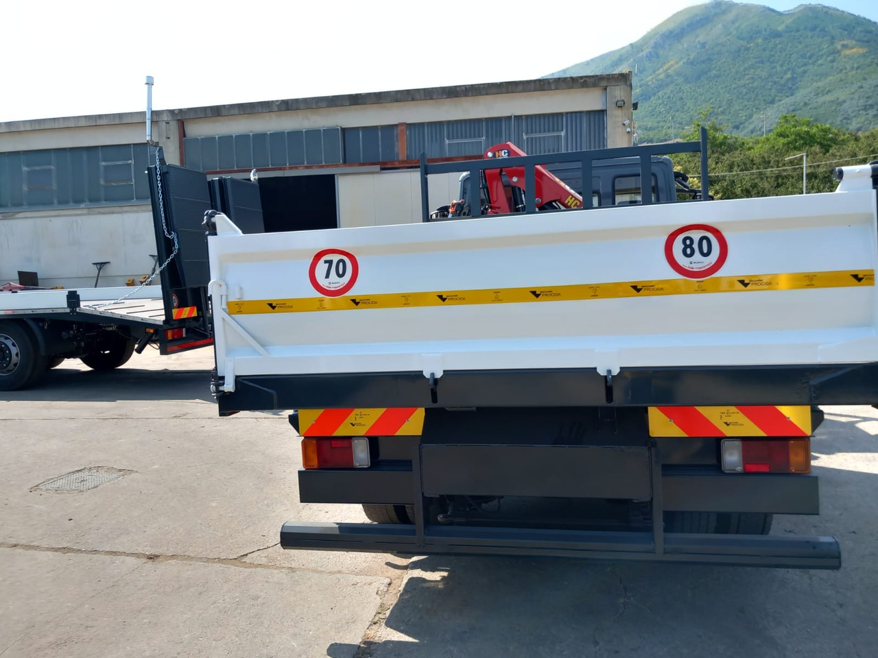 Caminhão grua, Caminhão basculante IVECO EUROCARGO 80E22: foto 9