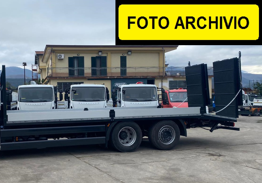 IVECO STRALIS 260S40 - Camião de caixa aberta/ Plataforma: foto 3 IVECO STRALIS 260S40 - Camião de caixa aberta/ Plataforma: foto 3
