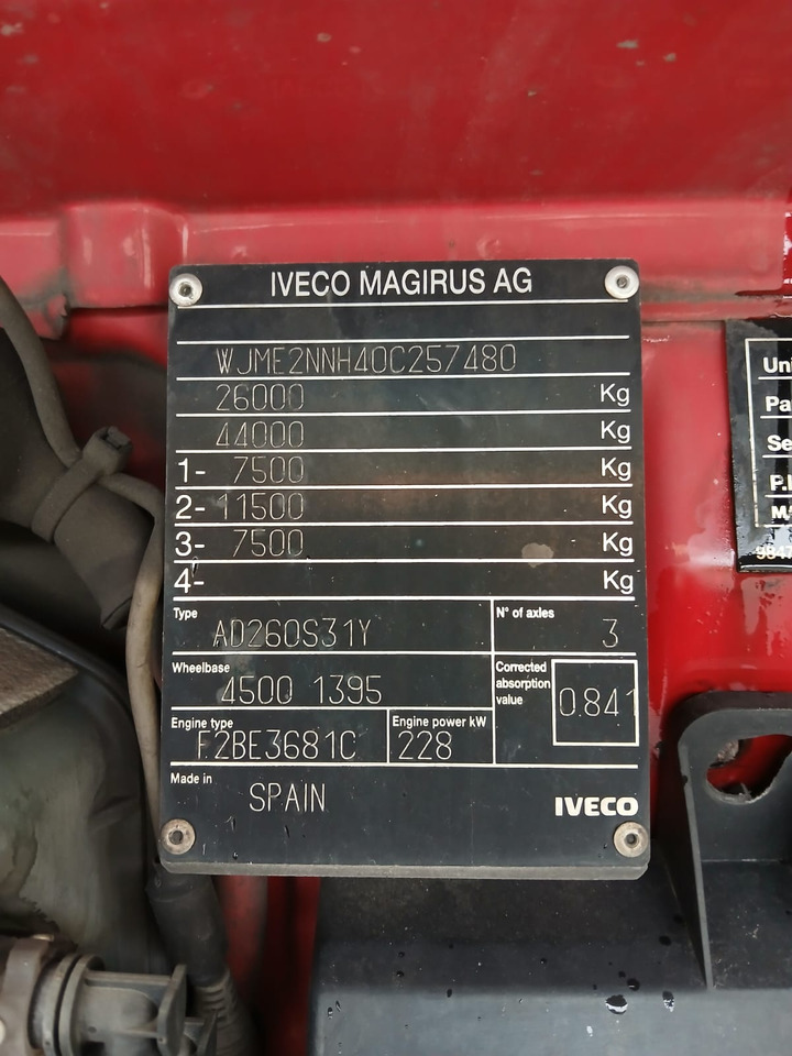 IVECO STRALIS AD 260S31 - Caminhão chassi: foto 5 IVECO STRALIS AD 260S31 - Caminhão chassi: foto 5