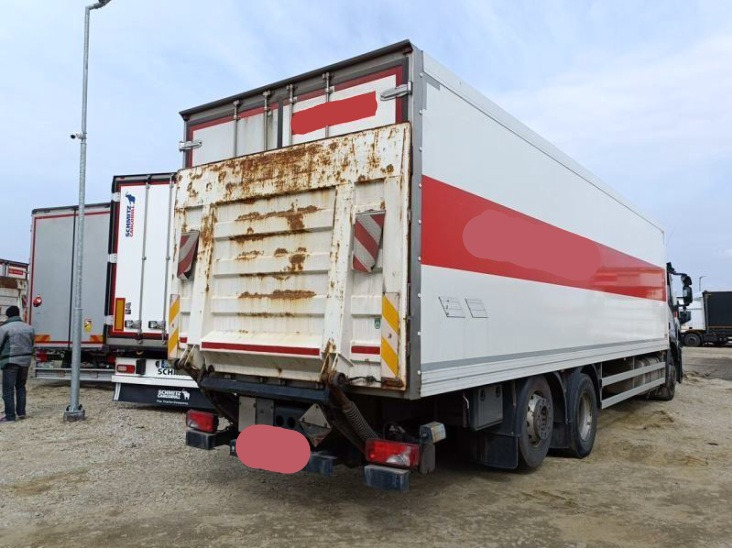 IVECO STRALIS AD 260S31 XP - Caminhão furgão: foto 5 IVECO STRALIS AD 260S31 XP - Caminhão furgão: foto 5