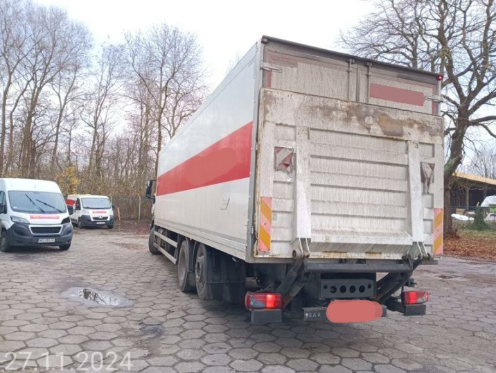IVECO STRALIS AD 260S31 XP - Caminhão chassi: foto 3 IVECO STRALIS AD 260S31 XP - Caminhão chassi: foto 3