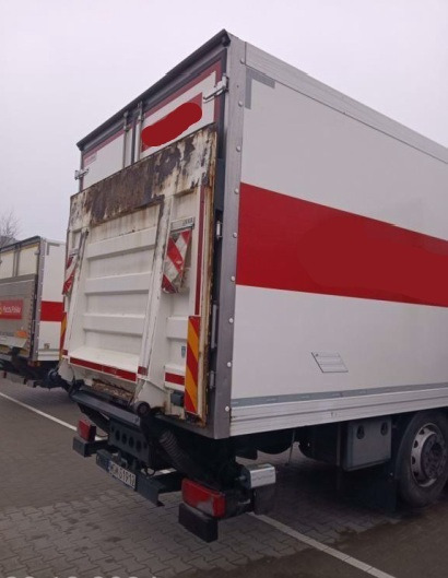 IVECO STRALIS AD 260S31 XP - Caminhão furgão: foto 4 IVECO STRALIS AD 260S31 XP - Caminhão furgão: foto 4