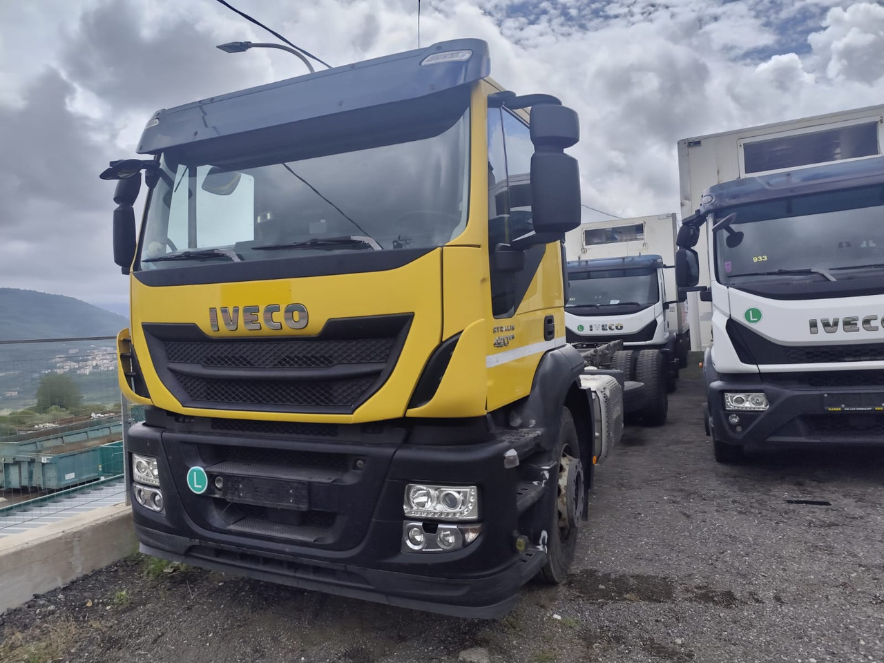 IVECO STRALIS HI-STREET AD190S42 - Caminhão chassi: foto 1 IVECO STRALIS HI-STREET AD190S42 - Caminhão chassi: foto 1
