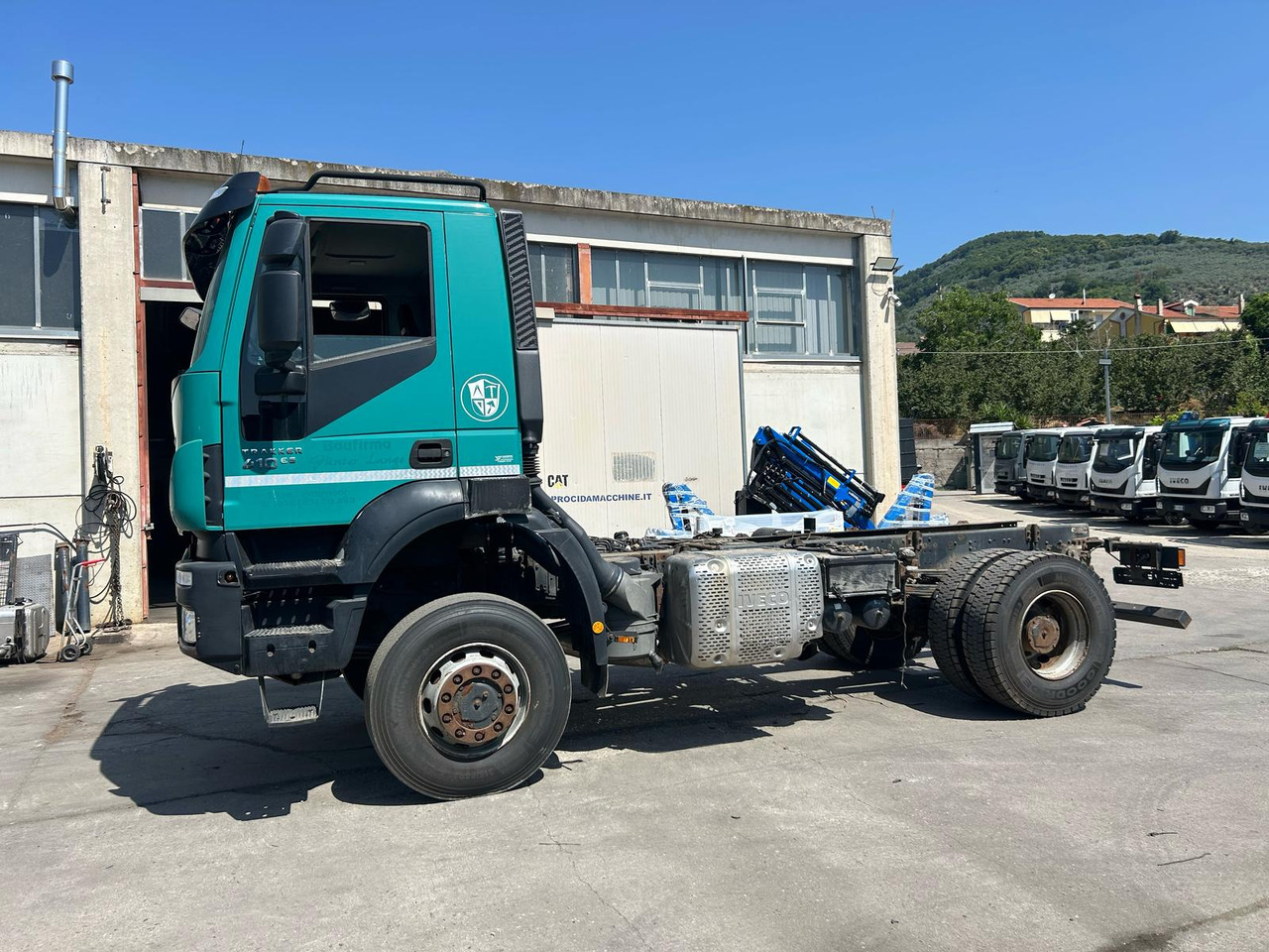 IVECO TRAKKER 190T41 - Caminhão chassi: foto 2 IVECO TRAKKER 190T41 - Caminhão chassi: foto 2