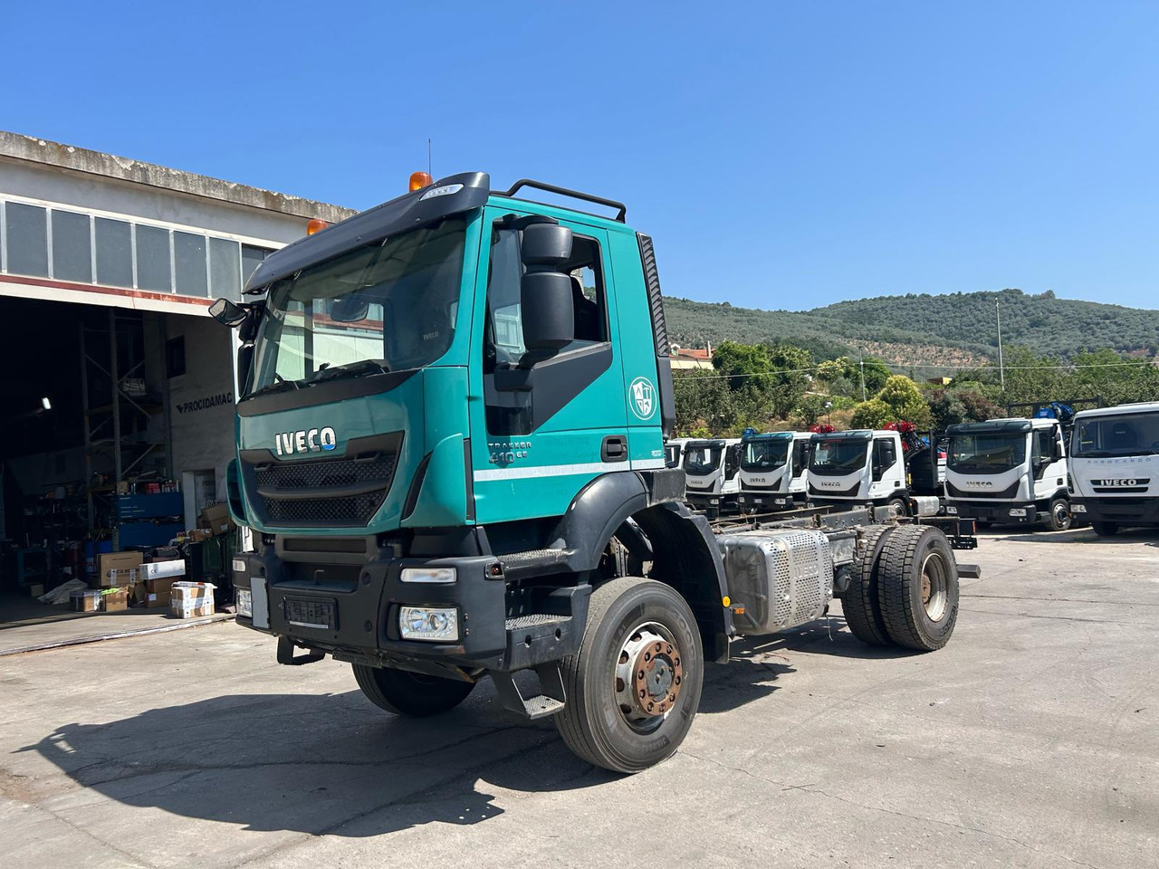 IVECO TRAKKER 190T41 - Caminhão chassi: foto 3 IVECO TRAKKER 190T41 - Caminhão chassi: foto 3