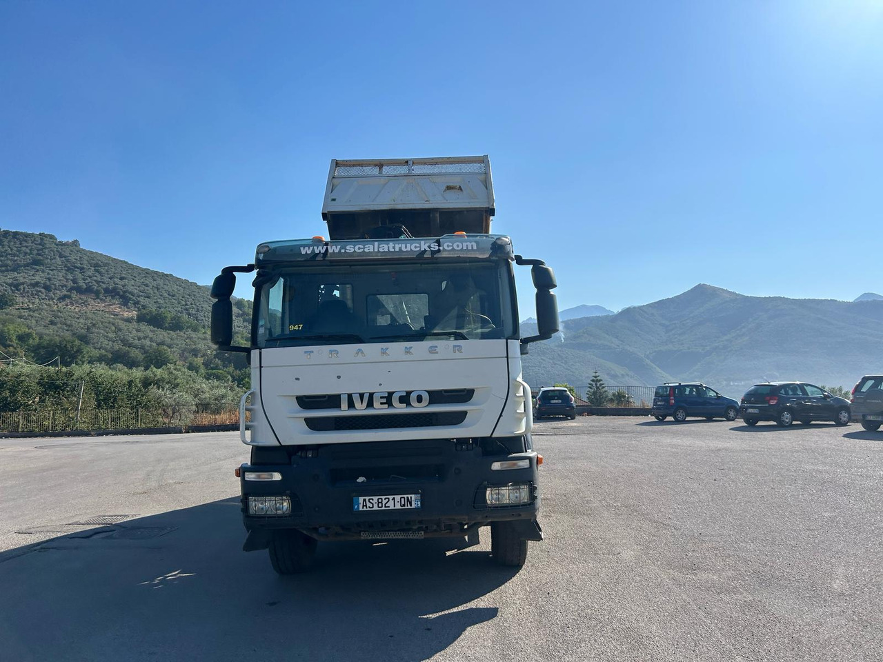 Caminhão grua IVECO TRAKKER 260T36: foto 44