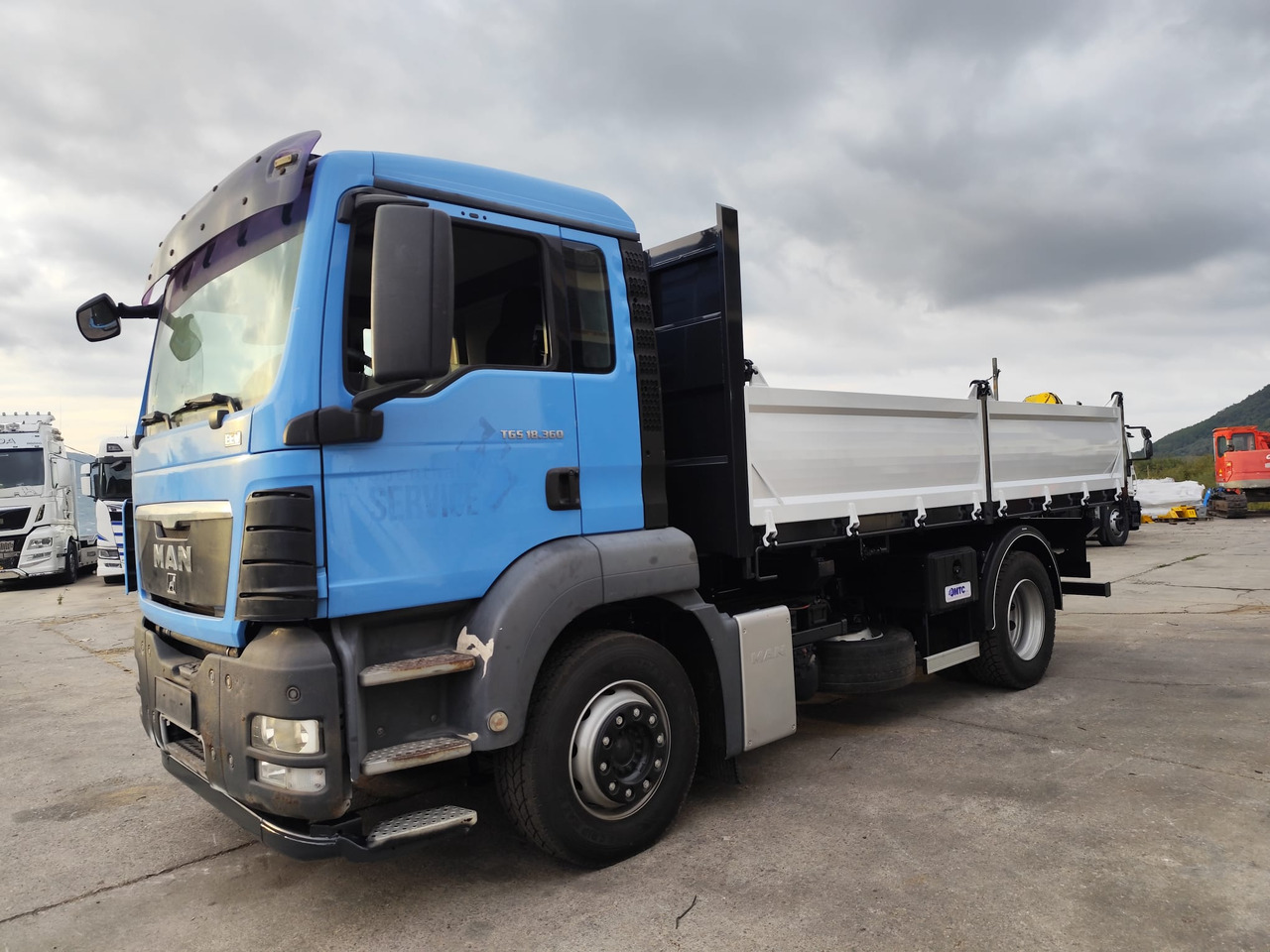 Caminhão basculante MAN TGS 18.360: foto 1