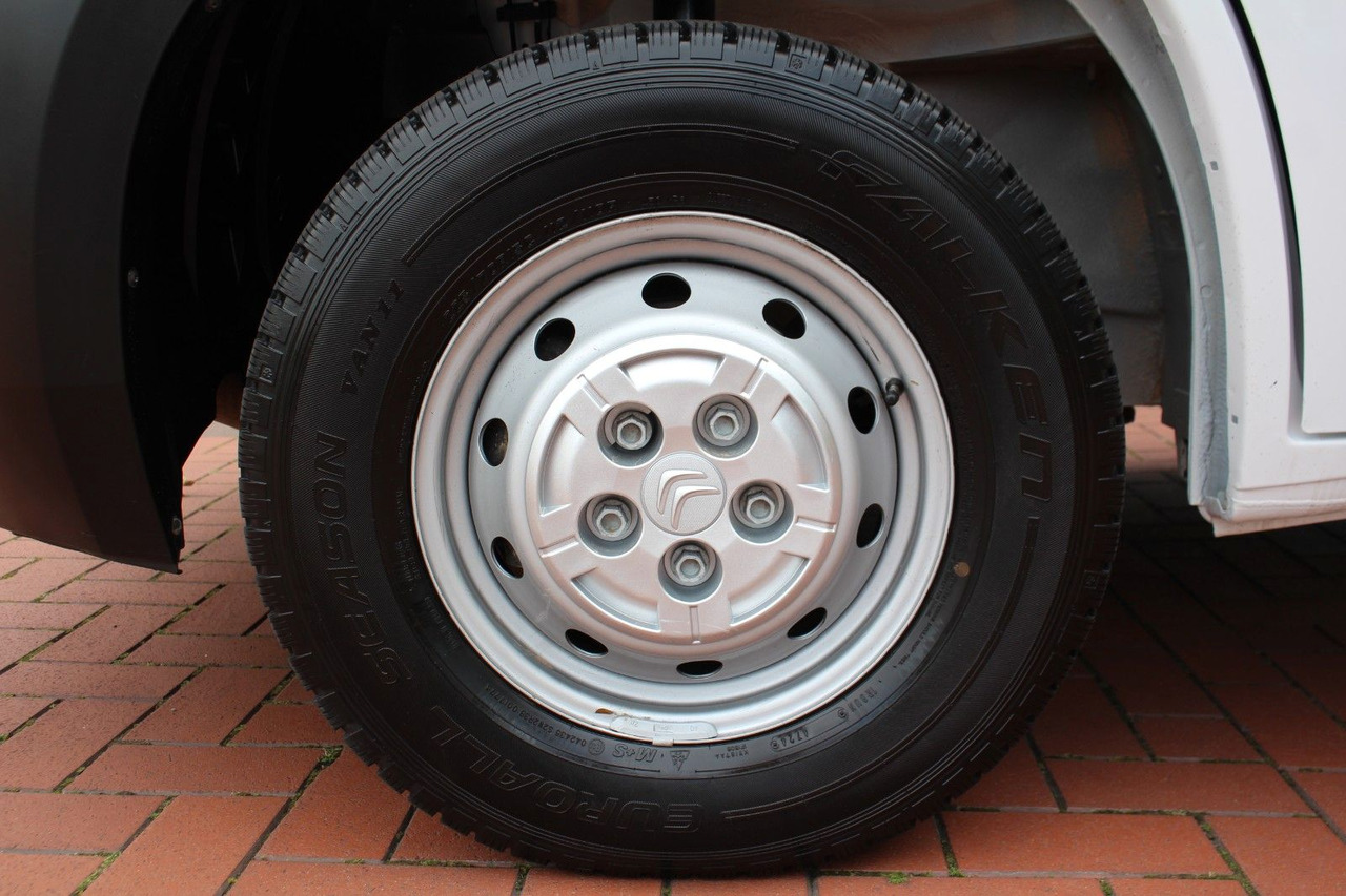 Locação de  Citroën Jumper DoKa Pritsche 2,2 HDi Klima DAB AHK Citroën Jumper DoKa Pritsche 2,2 HDi Klima DAB AHK: foto 16