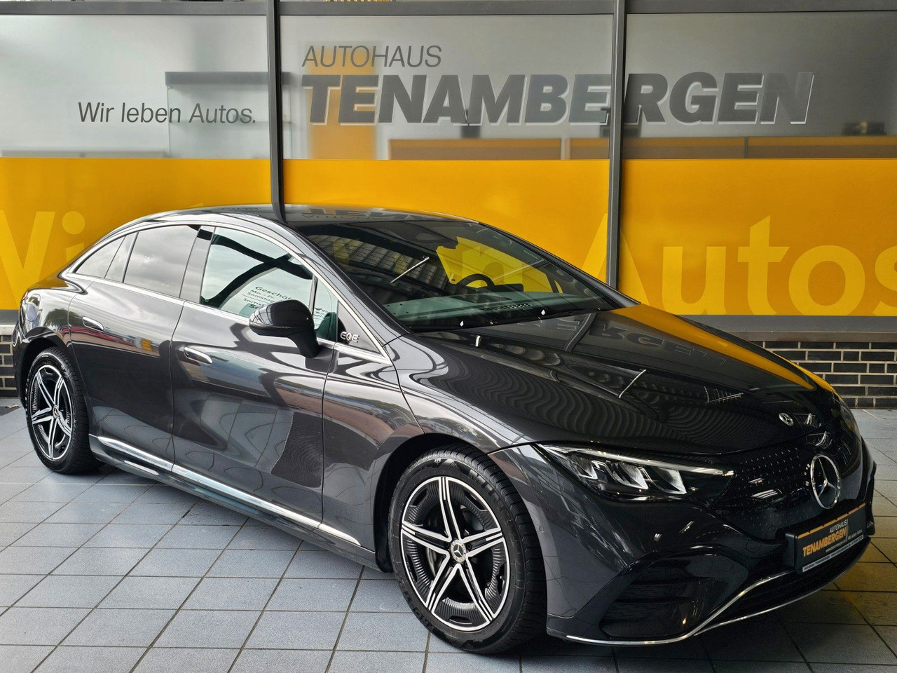 Mercedes-Benz EQE 350 AMG Edition ACC Memory eHeckkl. - Automóvel: foto 1 Mercedes-Benz EQE 350 AMG Edition ACC Memory eHeckkl. - Automóvel: foto 1