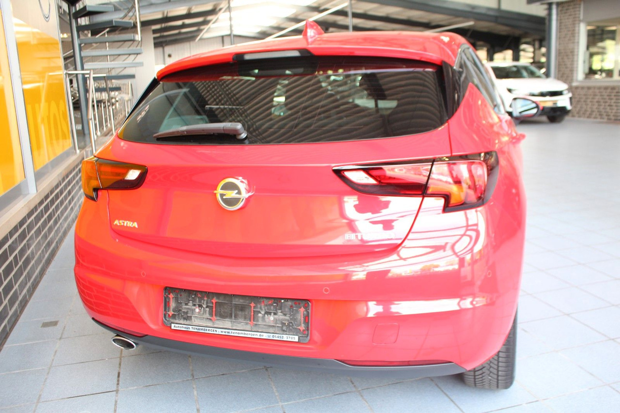Opel Astra K Lim. Innovation Navi Voll-LED Kamera - Sedã: foto 4 Opel Astra K Lim. Innovation Navi Voll-LED Kamera - Sedã: foto 4
