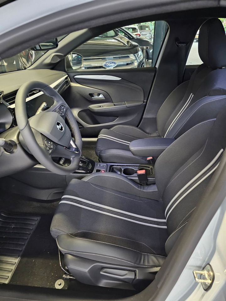 Opel Corsa F 1.2 GS AT-8 Lenkradheizg. Kamera LED ACC - Sedã: foto 5 Opel Corsa F 1.2 GS AT-8 Lenkradheizg. Kamera LED ACC - Sedã: foto 5