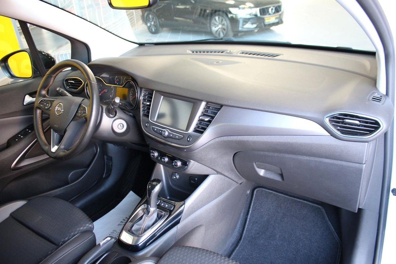 Opel Crossland (X) Innovation AT-6 Sitz- & Lenkradhzg - SUV: foto 5 Opel Crossland (X) Innovation AT-6 Sitz- & Lenkradhzg - SUV: foto 5